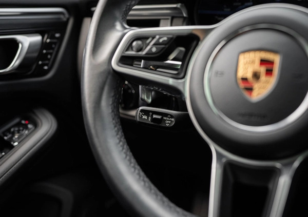 Porsche Macan cena 335900 przebieg: 105910, rok produkcji 2020 z Cedynia małe 379